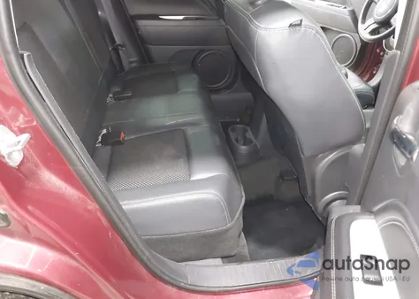 2014 Jeep Compass Latitude z USA, uszkodzony, nr VIN 1C4NJDEB0ED600165